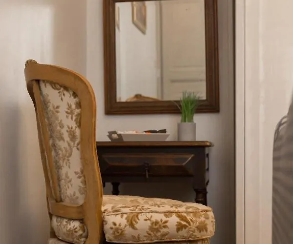 * Le Versaillais*2 Min à Pied Du Château *